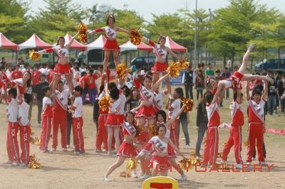 2010 NUK cheerleading 48